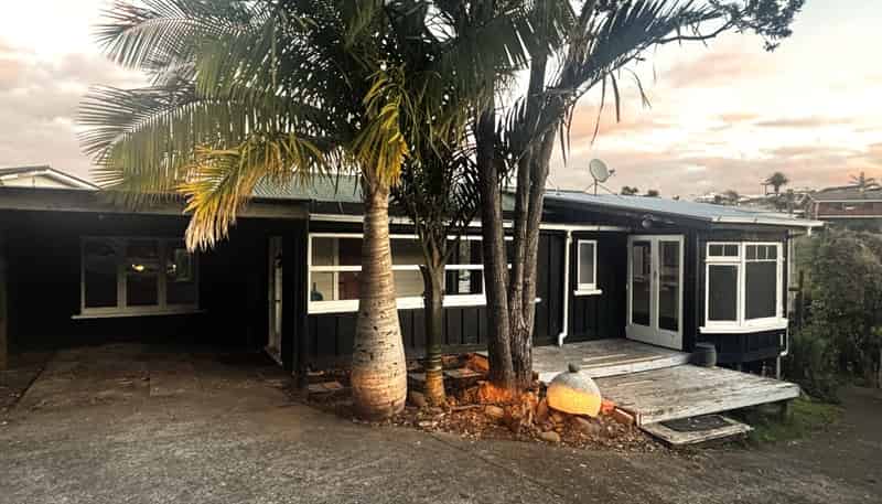 18 Omokoroa Road, Omokoroa