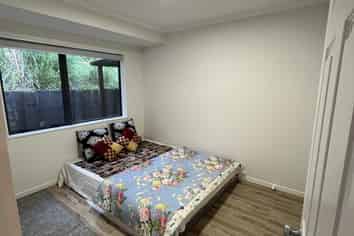577 REDOUBT ROAD, Flat Bush
