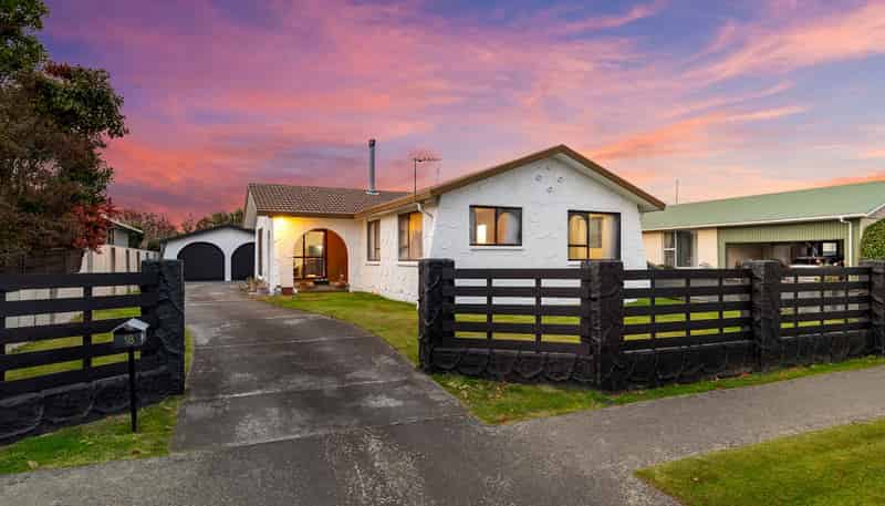 18 Greenock Street, Redwood