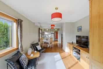 111 Roker Street, Somerfield