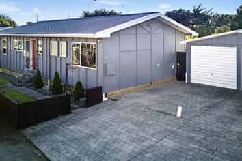 3/12 Dundas Street, The Wood