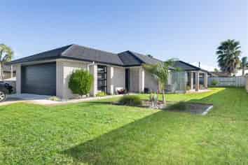 15 Lewknor Drive, Papamoa