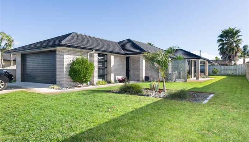 15 Lewknor Drive, Papamoa