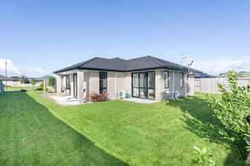 15 Lewknor Drive, Papamoa