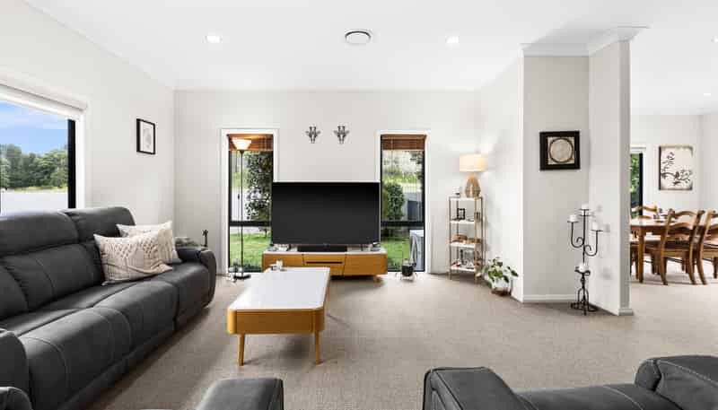 1 Pinotage Drive, Greenmeadows