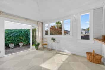 163 Collingwood Street, Nelson