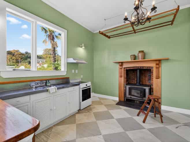 163 Collingwood Street, Nelson