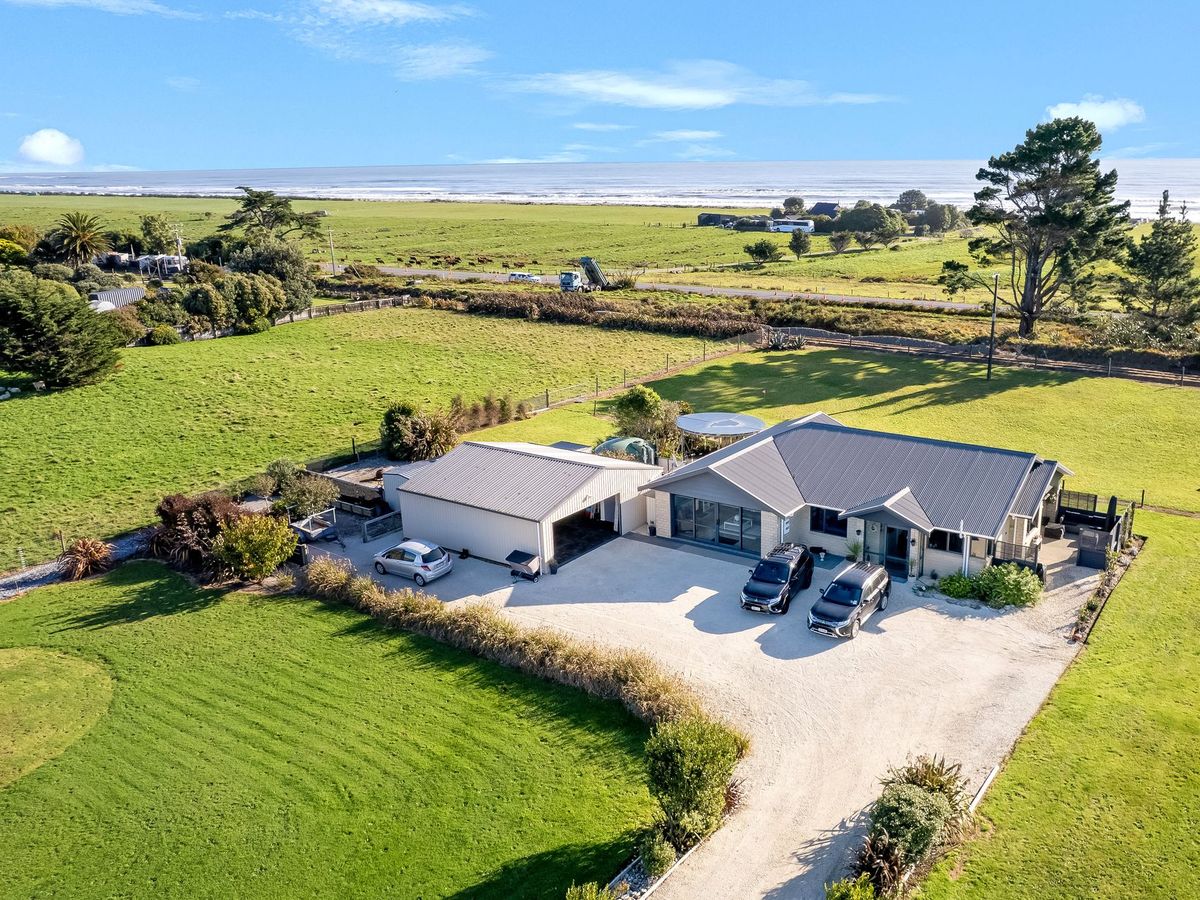 West Coast Space, Garaging and Family Flexibility
