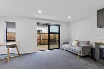 C/2/61 May Street, Hamilton East