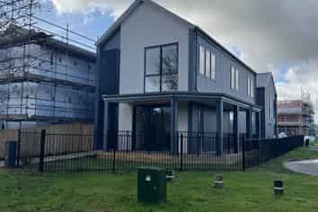 a/31 Burberry Road, Karaka