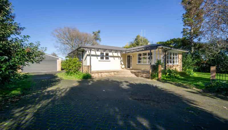 52 Enderley Avenue, Enderley