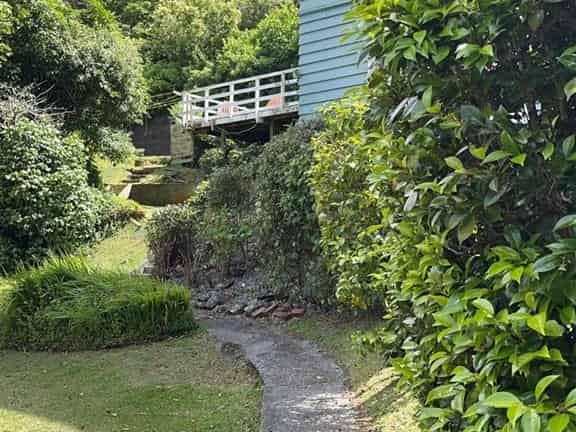 51B Barnard Street (Lower), Wadestown