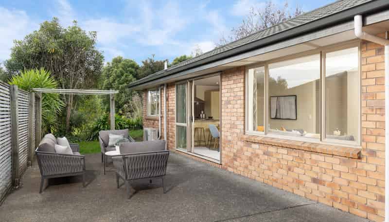 16 Gracefield Street, Wakatu