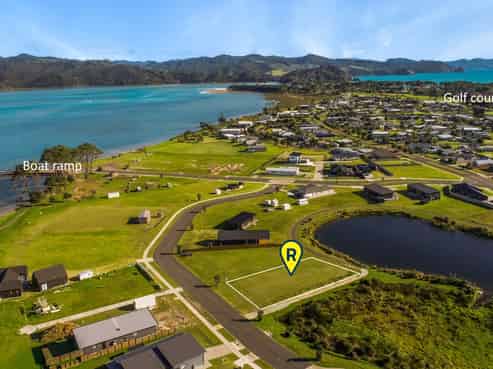 13 Taniwha Place, Matarangi