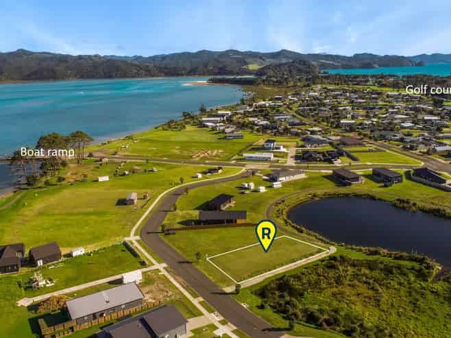 13 Taniwha Place, Matarangi
