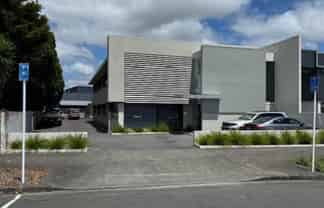 Spacious Epsom Office