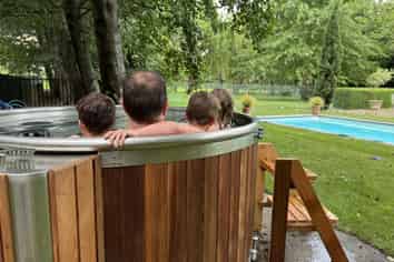 Premium Hot Tub & Ice Bath E-Commerce Business