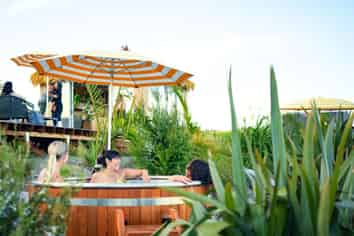 Premium Hot Tub & Ice Bath E-Commerce Business