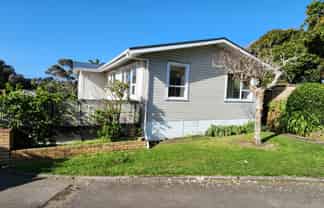 49 Wairau Road, Oakura