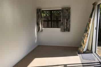 43 Welcome Bay Road, Welcome Bay