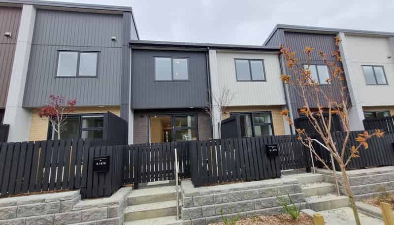 5/476 West Coast Road, Glen Eden