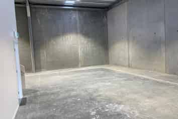 Buy or Lease at Hamilton Airport