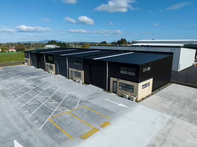 Buy or Lease at Hamilton Airport