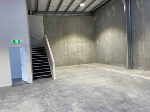 Buy or Lease at Hamilton Airport