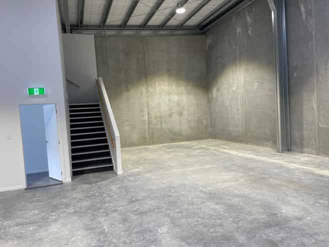 Buy or Lease at Hamilton Airport