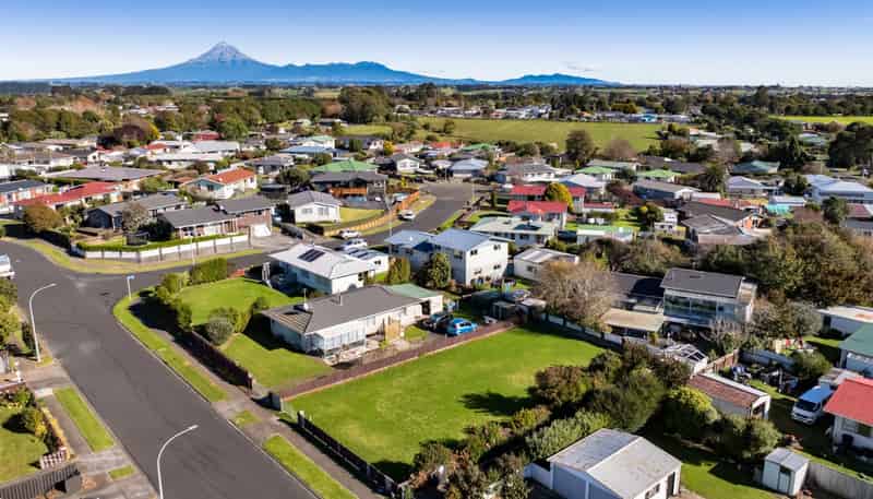 5 Pleiades Street, Waitara