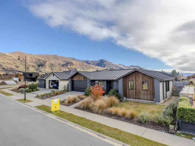 3 Peterculter Drive, Wanaka