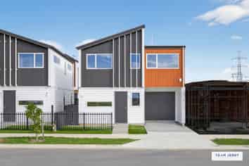 4 Longview Oak Lane, Rosehill