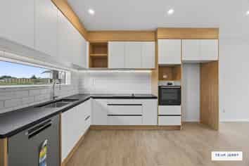 4 Longview Oak Lane, Rosehill