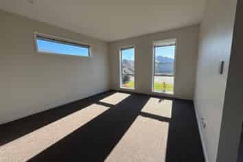 4 McLendon Green, Belfast