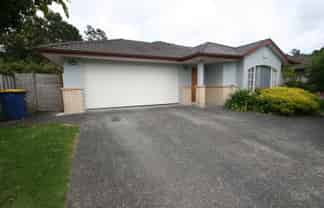 86 Summerland Drive, Henderson