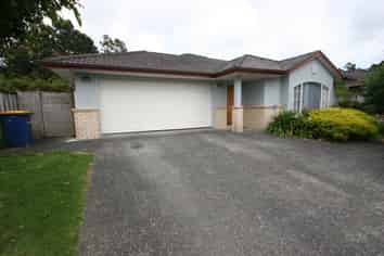 86 Summerland Drive, Henderson
