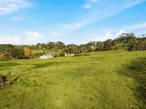 391 Pine Valley Road, Dairy Flat