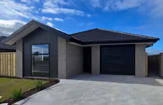 10 Hope Drive, Lincoln