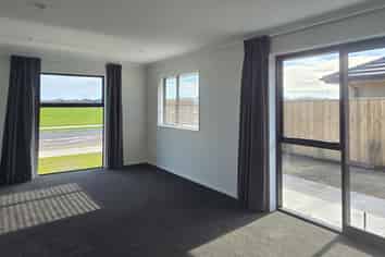 10 Hope Drive, Lincoln