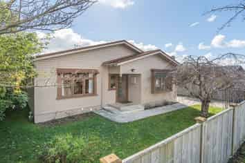 68 Havill Street, Takaro