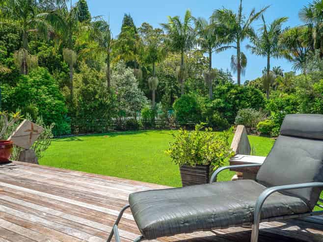 13 Florance Avenue, Russell