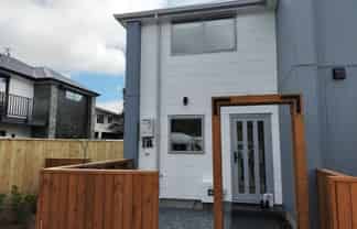 1/29 Waiwhetu Road, Waiwhetu
