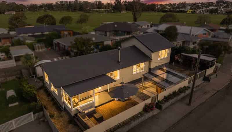 11 Pringle Street, Waimataitai