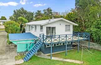 2 Nikau Place, Parahaki