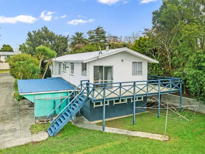 2 Nikau Place, Parahaki