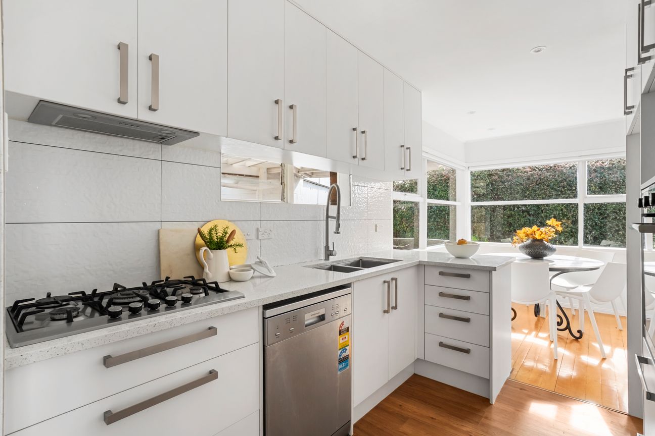 "PRICED TO SELL $898,000" - Ansicht 5
