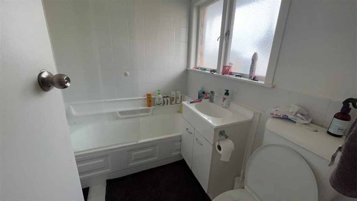 1 Bedroom Unit - More