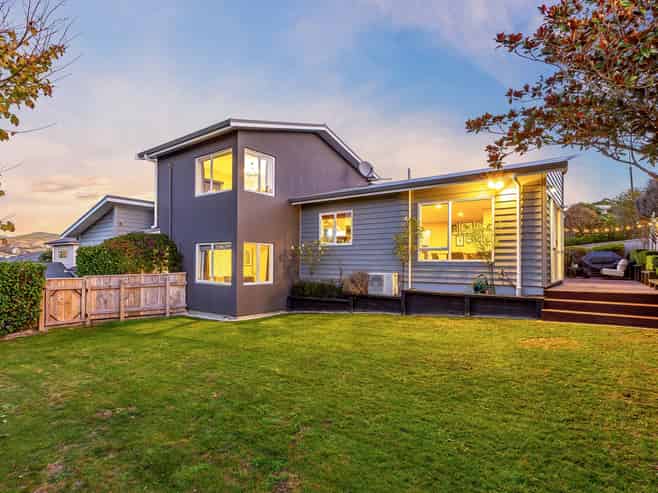 11 Te Puia Drive, Aotea