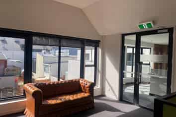 Stunning L2 Office with Views