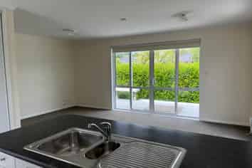 2A Applemoors Way, Riverhead